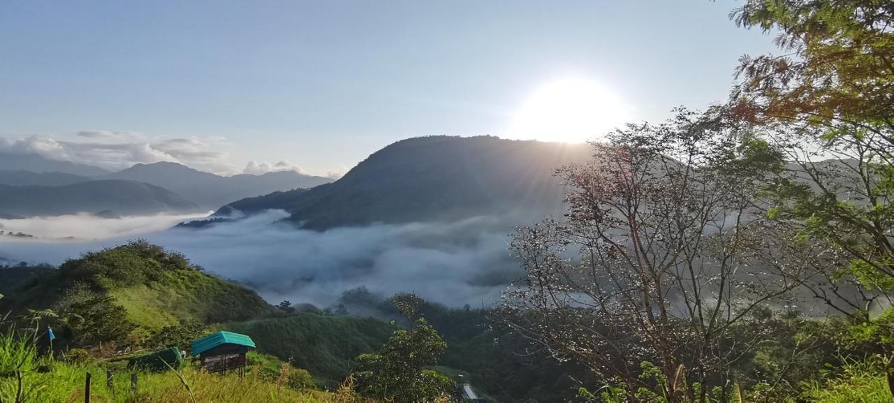 MIRA AgroPark Hotel Tanay Bagian luar foto